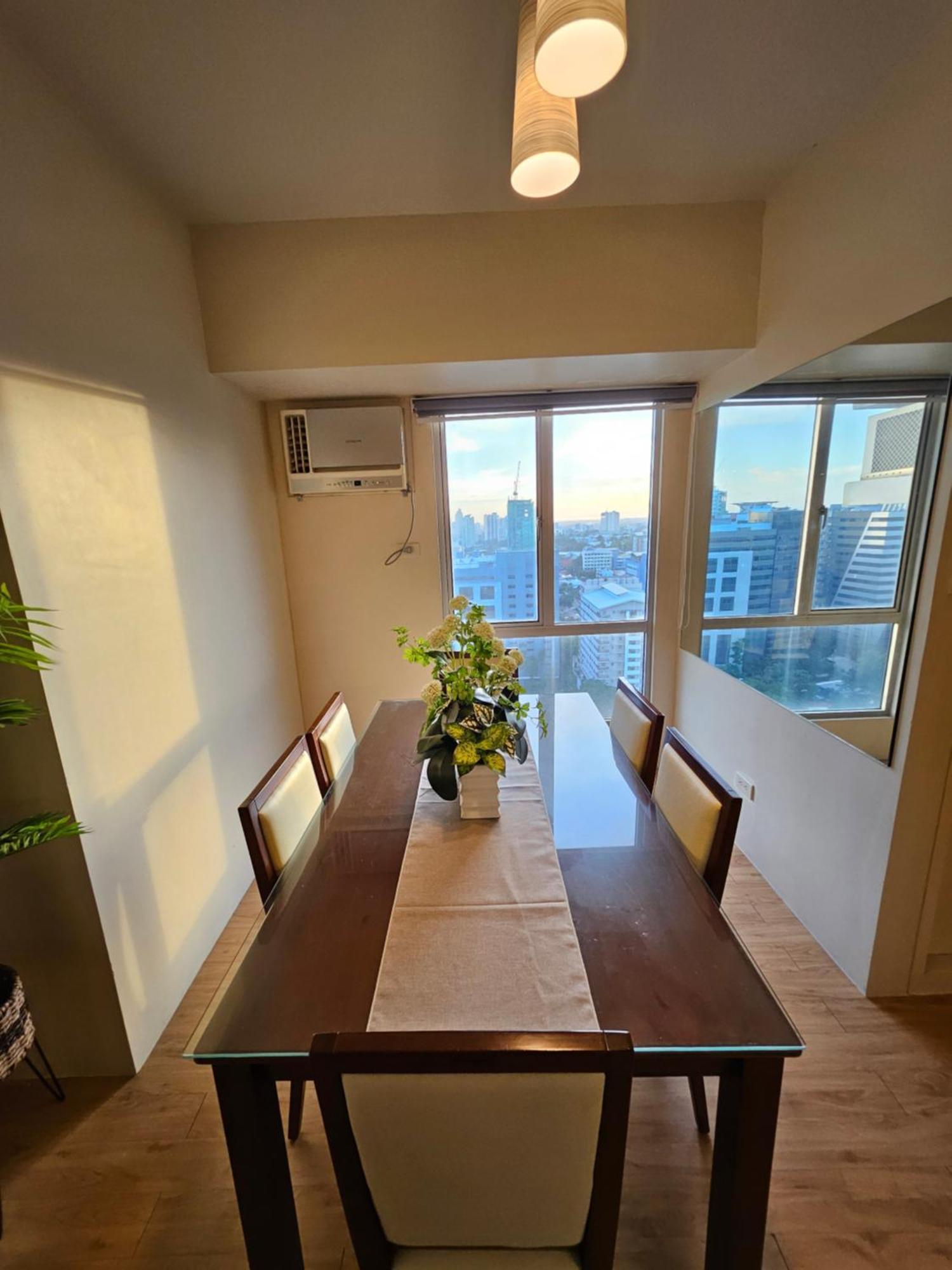 Apartment 1br At Avida Tower It Park Cebu