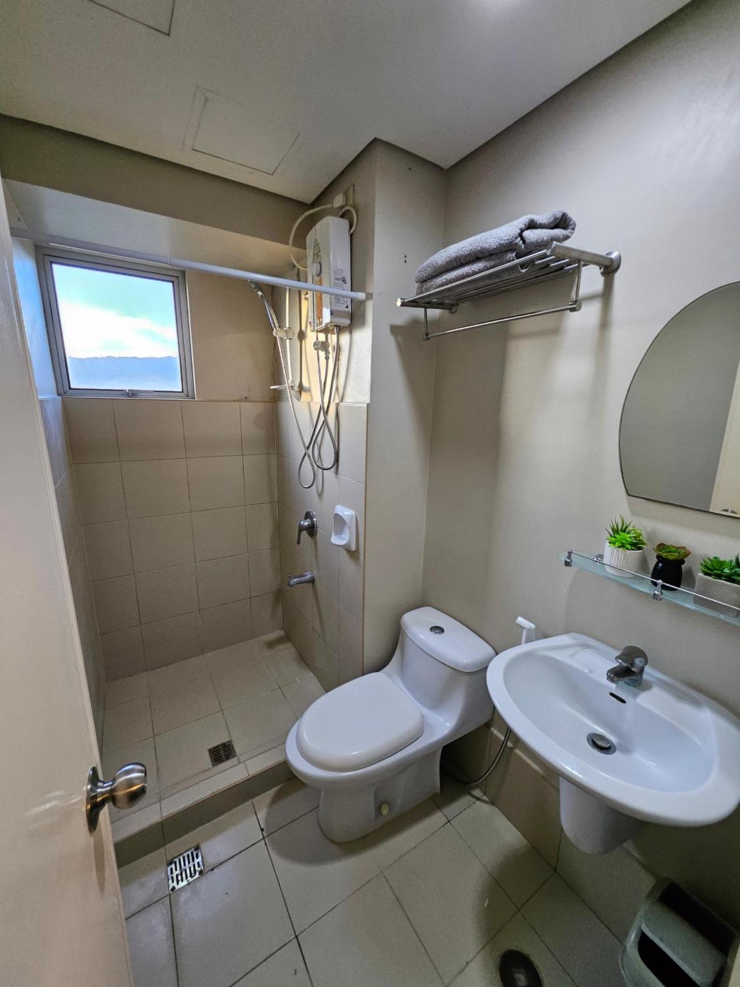 1br At Avida Tower It Park * Cebu